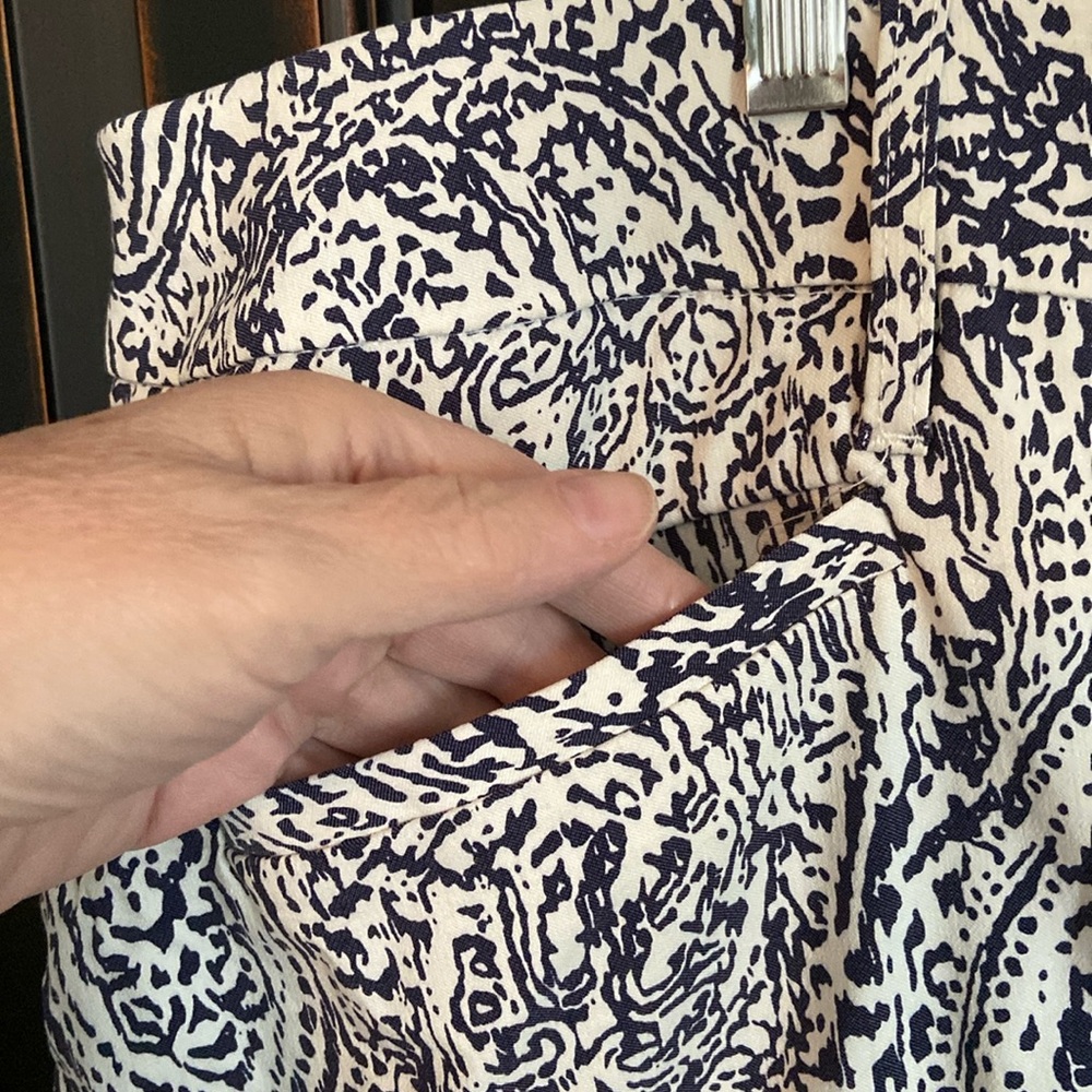 26W Pennington’s Savvy Fit Paisley Printed Pull On Pant - Picture 6 of 9